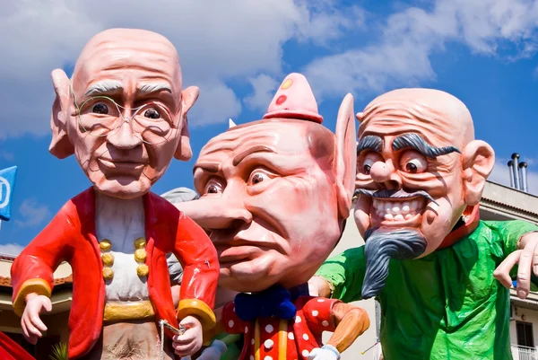 Parade of Carnival floats — Stock Photo, Image