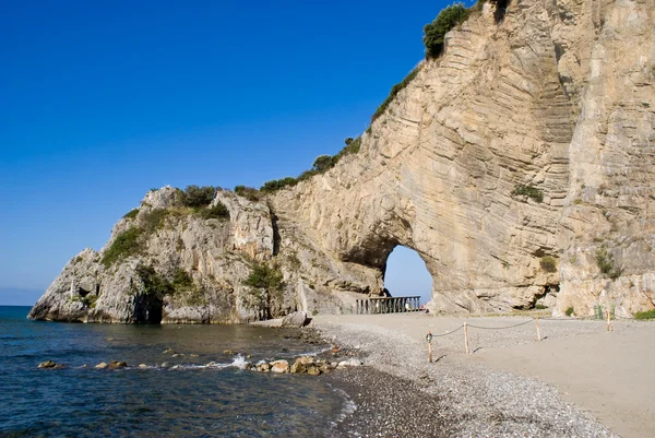 Природні арку в напрямку palinuro, Італія — стокове фото