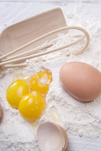 Huevo y harina — Foto de Stock
