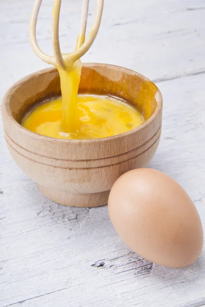 Raw egg — Stock Photo, Image