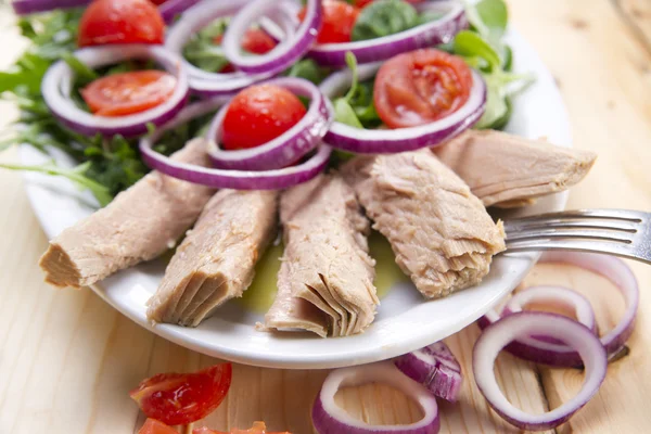 Plate of tuna steaks — Stock Photo, Image