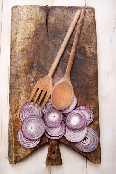 Frische rote Zwiebeln — Stockfoto