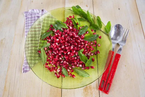 Product Of The Autumn Season Pomegranate — Stock Photo, Image