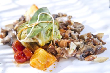 paket mantar, seçici odak bir tarafı ile lahana