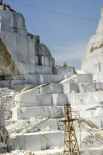 Cava di marmo a Carrara Bianco Italia — Foto Stock
