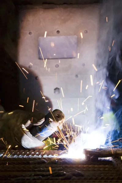 Work with the welder — Stock Photo, Image