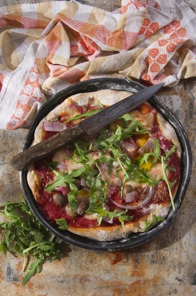 Pizza con harina integral — Foto de Stock