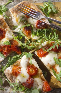 roka ve domates pizza 