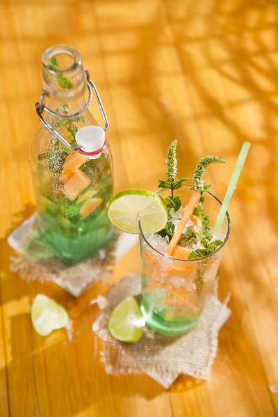 Mint and melon appetizer — Stock Photo, Image