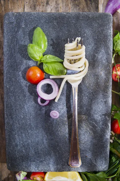 Pici, ručně vyráběné špagety — Stock fotografie