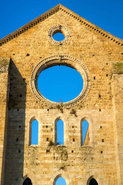 Fényképezés Híres Tető Nélküli Templom San Galgano Földeken Közelében Siena — Stock Fotó