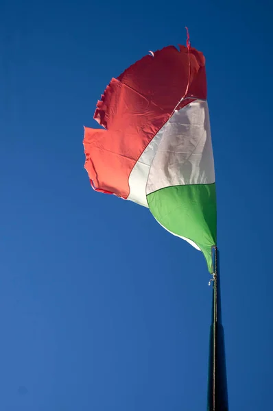 Italian Tricolor Flag Worn Torn Wind Blue Sky — Stock Photo, Image