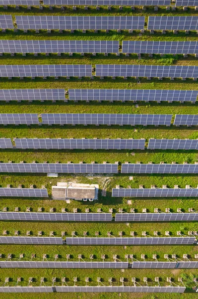 Вид Воздуха Серию Солнечных Панелей Производства Электроэнергии — стоковое фото