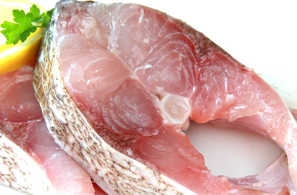 Fatia de peixe cru — Fotografia de Stock