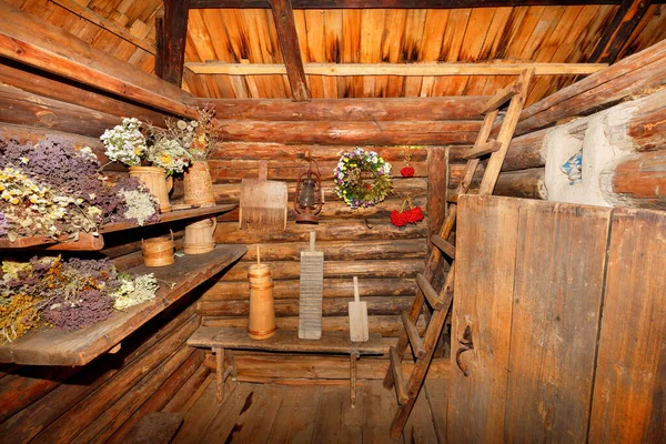 Massieve Houten Planken Van Vestibule Van Een Oude Landelijke Hut — Stockfoto