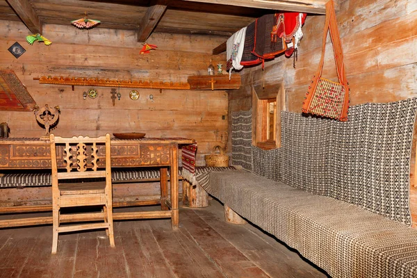 Het Interieur Van Een Oude Landelijke Hut Traditionele Oekraïense Stijl — Stockfoto