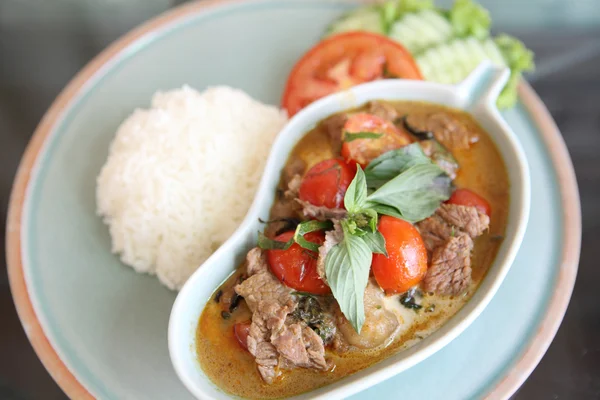 Savory curry with beef — Stock Photo, Image