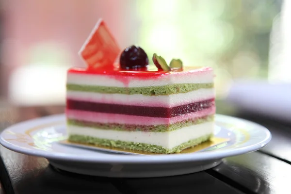 Colorful fruit cake — Stock Photo, Image