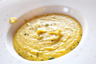 Balkabağı çorbası.