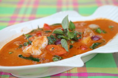 Sıcak Tay curry ile kızarmış ördek