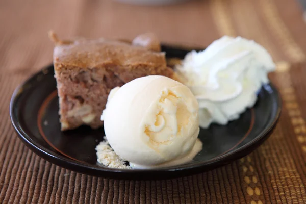 Brownie with icecream — Stock Photo, Image