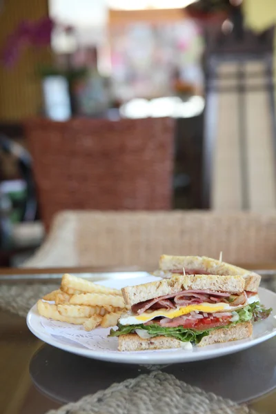Sandwich Club — Photo