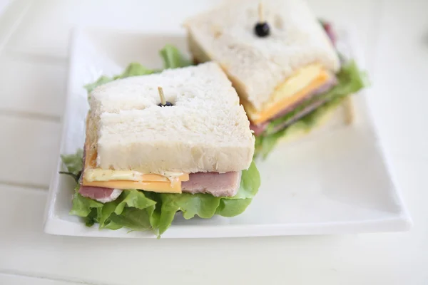 Sandwich Schinken und Käse — Stockfoto