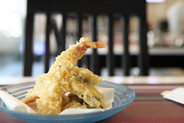 Tempura camarão frito estilo japonês — Fotografia de Stock