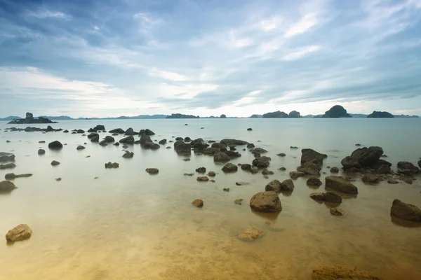 Long exposure of sea and rocks — Stock Photo, Image