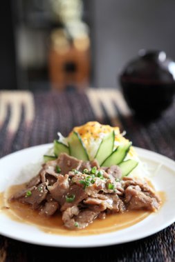 Japon mutfağı, zencefil domuz