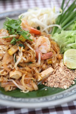 Tay gıda padthai kızarmış noodle ile karides