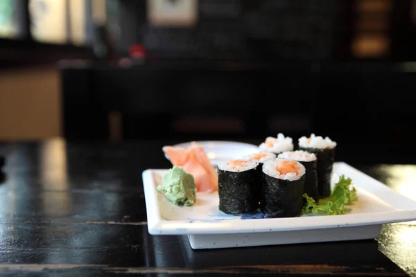 Sushi de salmão Maki — Fotografia de Stock