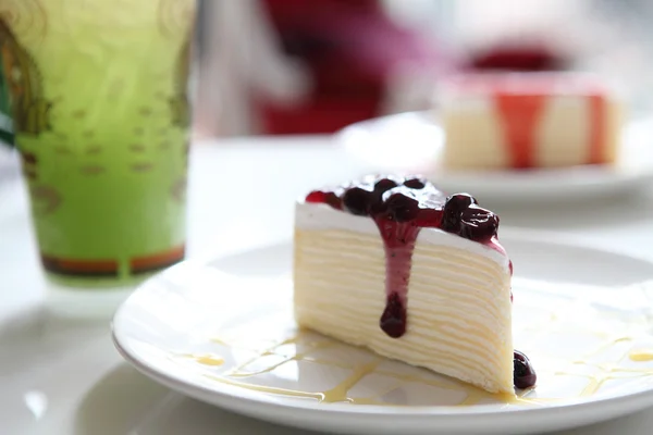 Blueberry fancy cake — Stock Photo, Image