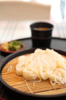 Somen, ince buğday noodle