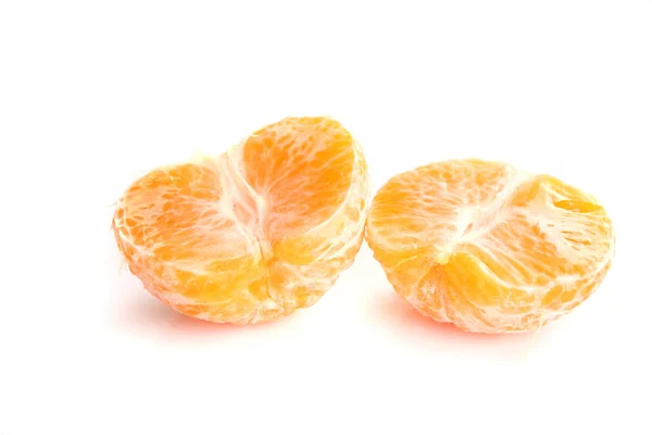 Orange isolerad i vit bakgrund — Stockfoto