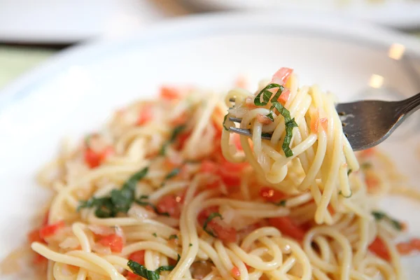 Espaguetis con tomate estilo japonés —  Fotos de Stock