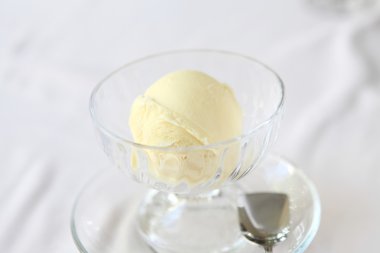 Vanilyalı dondurma.