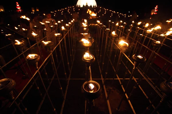 Палаючі свічки — стокове фото