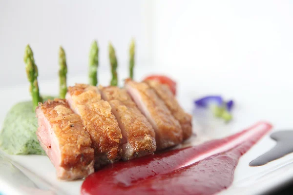 Roasted duck fillet with berry sauce — Stock Photo, Image
