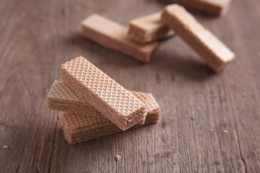 ahşap zemin üzerinde gofret