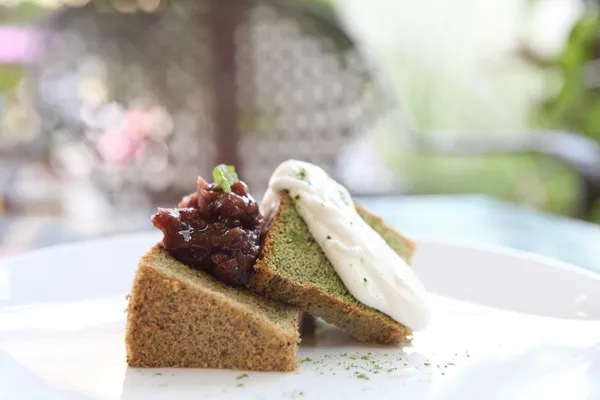 Green tea chiffon cake — Stock Photo, Image