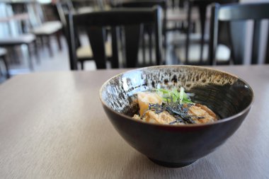 pilavlı tavuk teriyaki