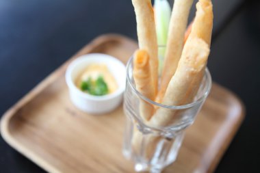 Bahar rulo olarak da bilinen Çin böreği