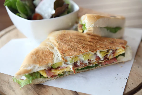 Sandwich egg and avocado — Stock Photo, Image