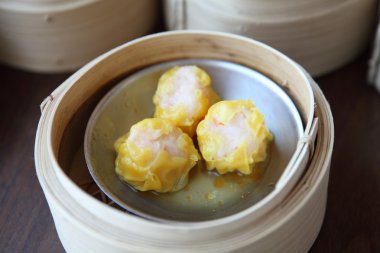 yumcha, dim sum bambu gemi içinde