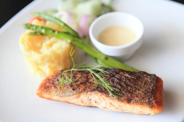 Baked salmon — Stock Photo, Image