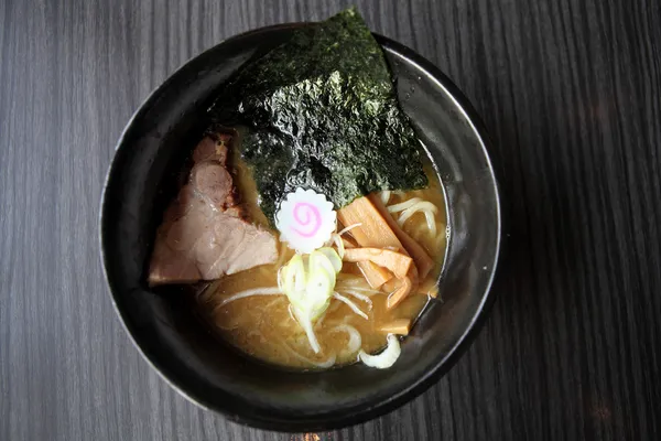 Fideos ranmen comida japonesa —  Fotos de Stock