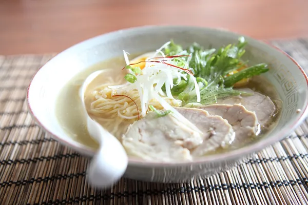 Fideos ranmen comida japonesa —  Fotos de Stock