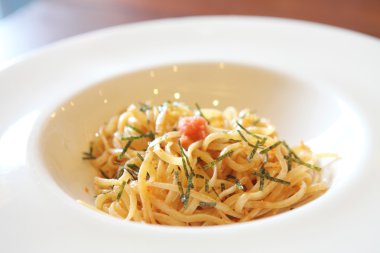Japon makarna mentaiko spagetti