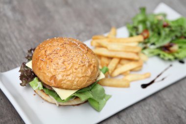 sığır eti hamburger 